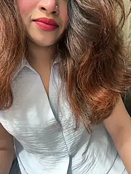riya sharma11 online show from May 6, 7:19 pm