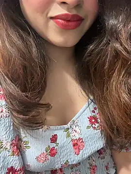 riya sharma11 online show from May 13, 8:16 pm