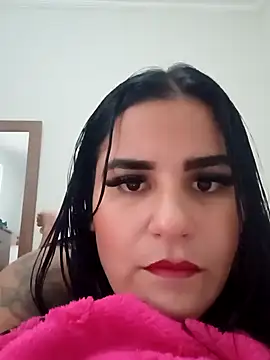 Snapshot of isapacheco69 chatting on February 5, 11:15 am isapacheco69 online show from February 5, 11:15 am