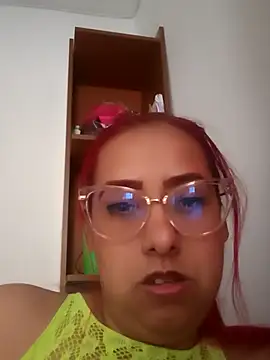 QueenKassandra online show from April 8, 9:15 pm