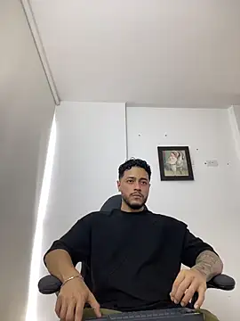 MattiaDupont online show from March 24, 9:42 pm