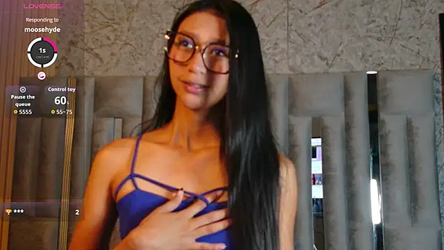 ThinPrincesss online show from February 15, 1:09 pm