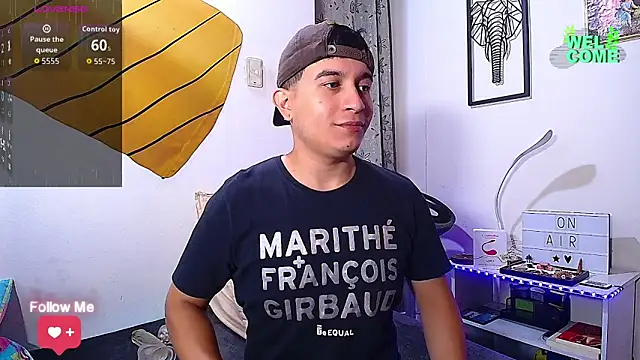 MaxParker21 online show from February 11, 2:00 pm