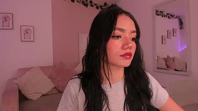 Mila jenner online show from March 13, 12:34 pm