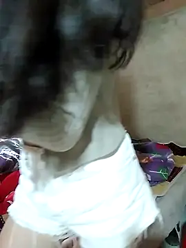 DoliceGirl2k online show from April 4, 1:26 am