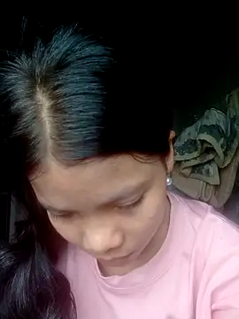 camtu00 online show from April 1, 5:52 am