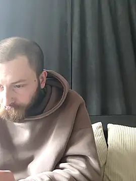 Snapshot of MisAnthrop2005 chatting on February 8, 10:40 am MisAnthrop2005 online show from February 8, 10:40 am