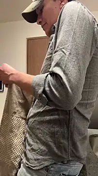 patbass7 online show from February 13, 6:31 am