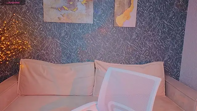 Kiki angel  online show from May 13, 1:03 am