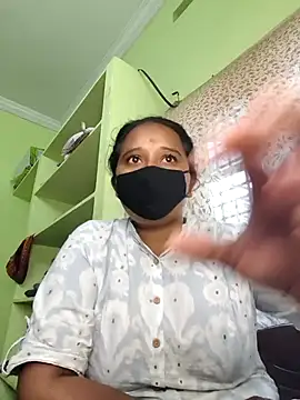 Snapshot of Andra_Ammai chatting on February 9, 6:50 am Andra Ammai online show from February 9, 6:50 am