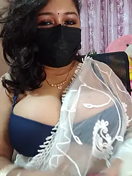 Snapshot of Lovely-Lina7 chatting on June 8, 11:38 pm Lovely-Lina7 online show from June 8, 11:38 pm