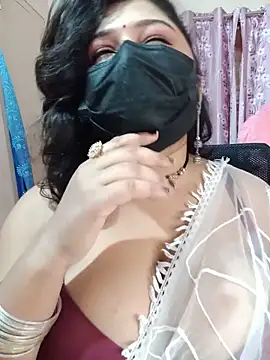 Snapshot of Lovely-Lina7 chatting on June 12, 12:42 am Lovely-Lina7 online show from June 12, 12:42 am