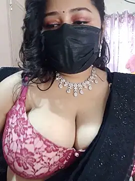 Snapshot of Lovely-Lina7 chatting on June 14, 12:19 am Lovely-Lina7 online show from June 14, 12:19 am