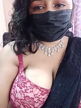 Snapshot of Lovely-Lina7 chatting on June 14, 6:04 am Lovely-Lina7 online show from June 14, 6:04 am
