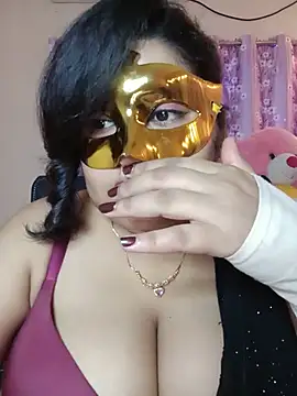 Snapshot of Lovely-Lina7 chatting on June 23, 7:56 pm Lovely-Lina7 online show from June 23, 7:56 pm