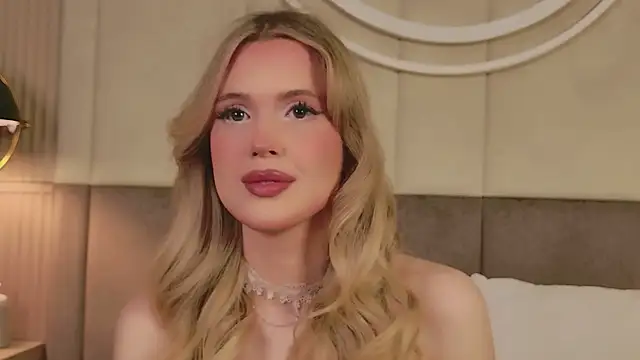 Beckie White online show from May 20, 10:27 pm