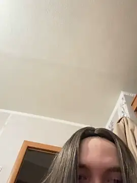 Snapshot of whiterosediana chatting on February 13, 1:07 pm whiterosediana online show from February 13, 1:07 pm