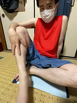 shizuku-kun211 online show from May 12, 7:05 am