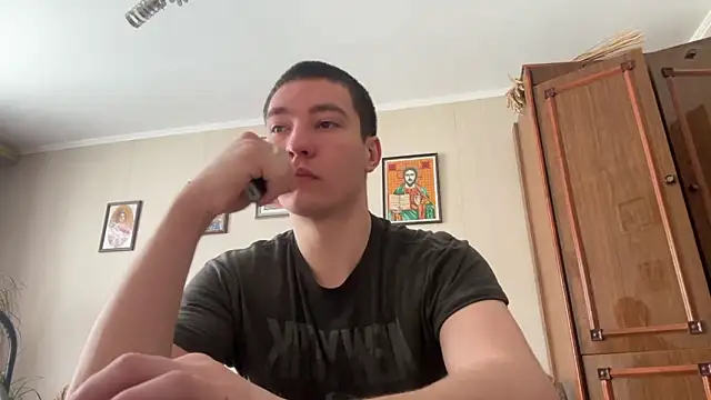 Snapshot of MoonlightVera chatting on February 23, 10:12 am MoonlightVera online show from February 23, 10:12 am