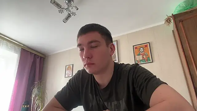 Snapshot of MoonlightVera chatting on March 22, 12:41 pm MoonlightVera online show from March 22, 12:41 pm