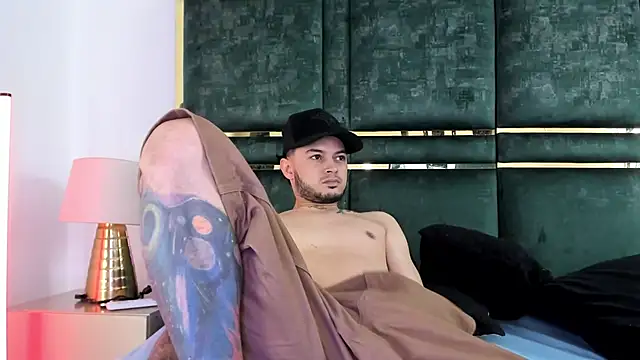 GaelyCoral online show from March 22, 11:57 am