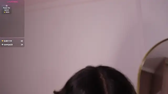 Snapshot of lara_bombshell_ chatting on February 22, 9:35 pm lara bombshell online show from February 22, 9:35 pm