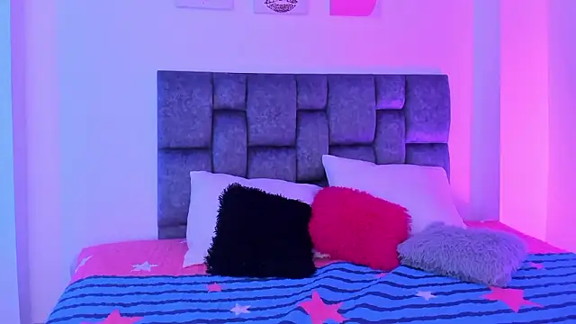 Madison Rosee online show from March 10, 11:26 am