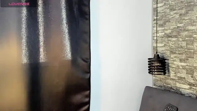 ASHLEY COLLINS1 online show from February 17, 1:29 pm