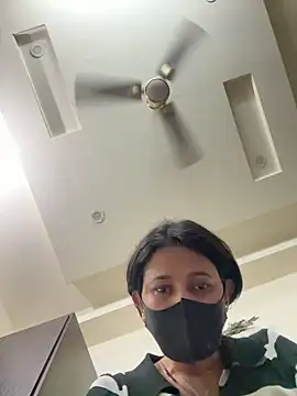 Snapshot of raavigirl chatting on March 5, 4:03 pm raavigirl online show from March 5, 4:03 pm