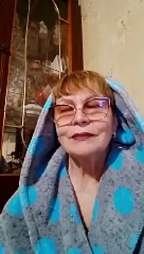 SophieBurns online show from April 2, 3:53 pm