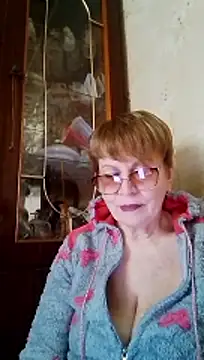 Snapshot of SophieBurns chatting on May 5, 9:06 am SophieBurns online show from May 5, 9:06 am