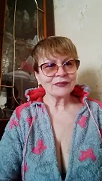 Snapshot of SophieBurns chatting on May 8, 9:36 am SophieBurns online show from May 8, 9:36 am