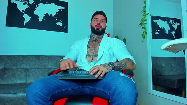 Alessrose online show from March 25, 8:26 pm