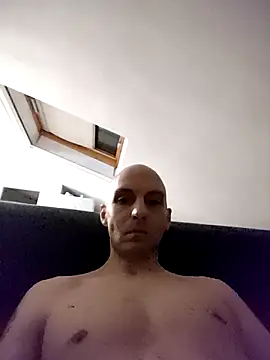 manutomx online show from February 10, 8:46 pm