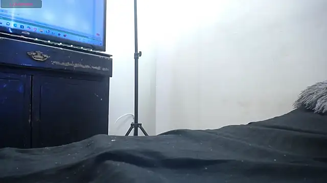 Naomy Reiden online show from May 19, 1:56 am