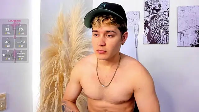 Snapshot of rayan_linxx chatting on March 26, 7:52 pm rayan linxx online show from March 26, 7:52 pm