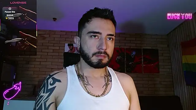 Snapshot of dave_wolf7 chatting on March 10, 6:18 am dave wolf7 online show from March 10, 6:18 am