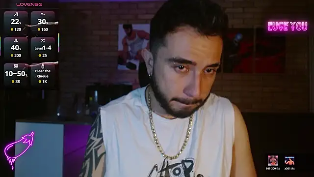 Snapshot of dave_wolf7 chatting on March 12, 6:08 am dave wolf7 online show from March 12, 6:08 am