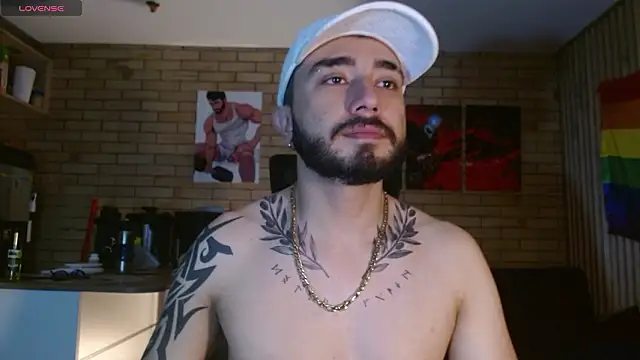 Snapshot of dave_wolf7 chatting on March 15, 11:55 pm dave wolf7 online show from March 15, 11:55 pm