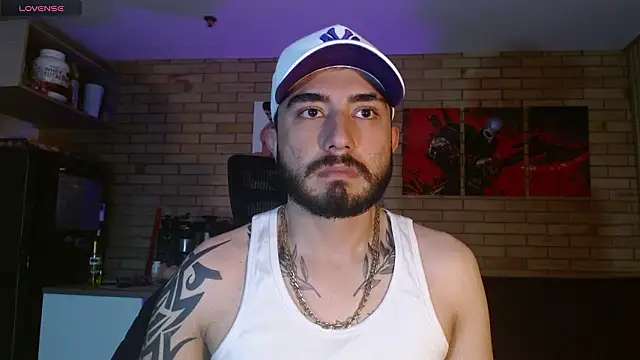 Snapshot of dave_wolf7 chatting on March 16, 6:06 am dave wolf7 online show from March 16, 6:06 am