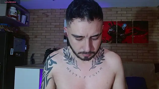 Snapshot of dave_wolf7 chatting on March 18, 6:05 am dave wolf7 online show from March 18, 6:05 am