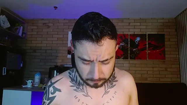 Snapshot of dave_wolf7 chatting on March 25, 10:10 am dave wolf7 online show from March 25, 10:10 am