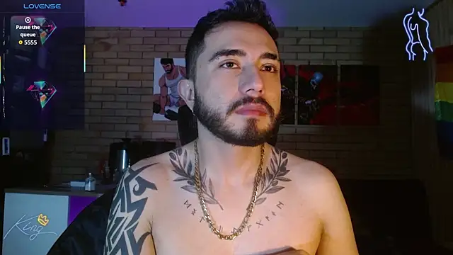 Snapshot of dave_wolf7 chatting on March 31, 7:53 am dave wolf7 online show from March 31, 7:53 am