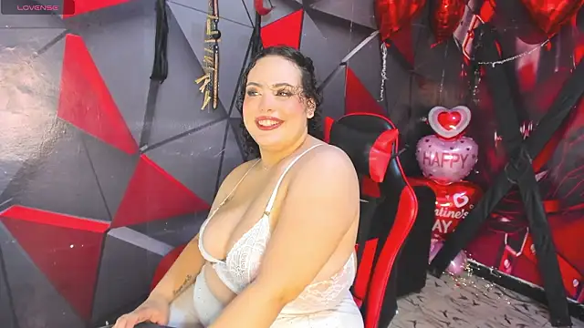 Snapshot of Blair_and_Leoncio chatting on February 15, 10:50 pm Blair and Leoncio online show from February 15, 10:50 pm