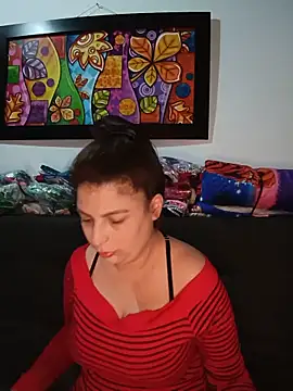 Dulce Athenea online show from May 14, 8:15 pm