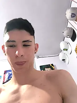 Camilow w online show from March 12, 10:16 pm