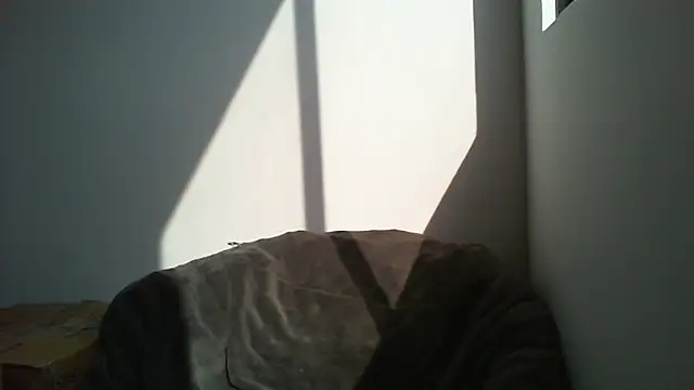 hottiebomb online show from February 9, 8:13 pm