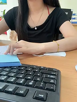 Celeste SexyY online show from May 6, 3:35 am