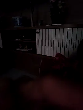 MOREN044 online show from March 18, 2:53 pm