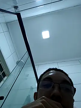 MOREN044 online show from March 26, 10:37 pm